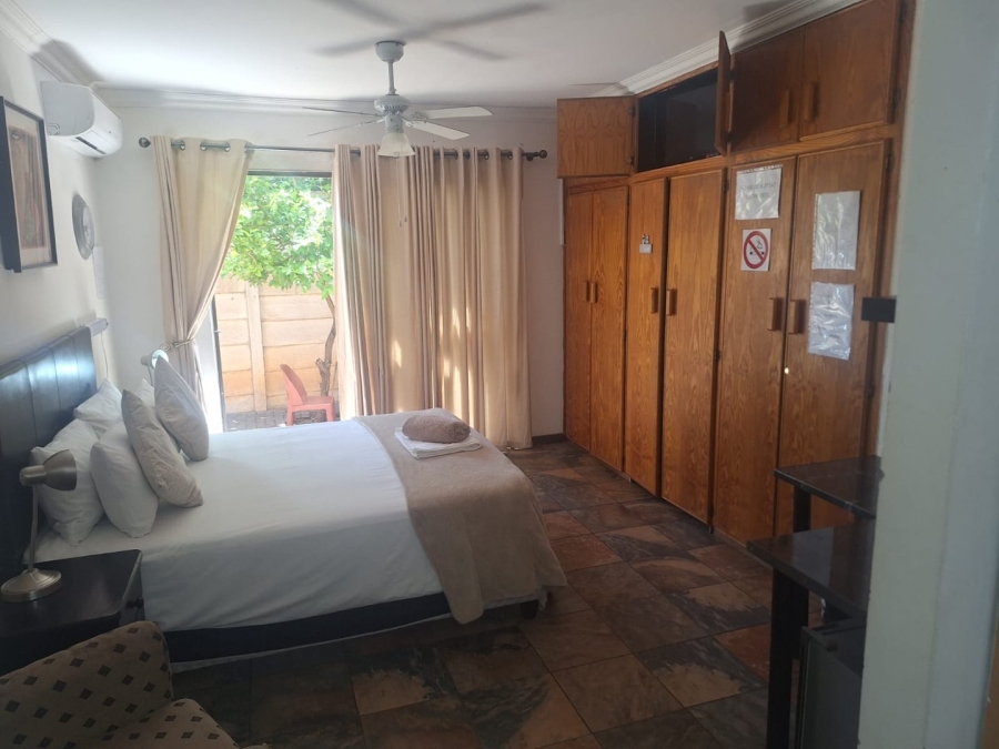 12 Bedroom Property for Sale in Pellissier Free State
